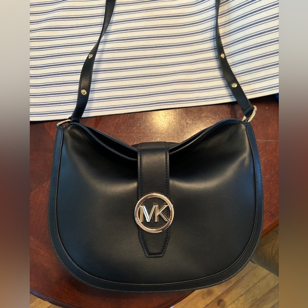 Michael Kors Gabby Large Hobo Shoulder Bag